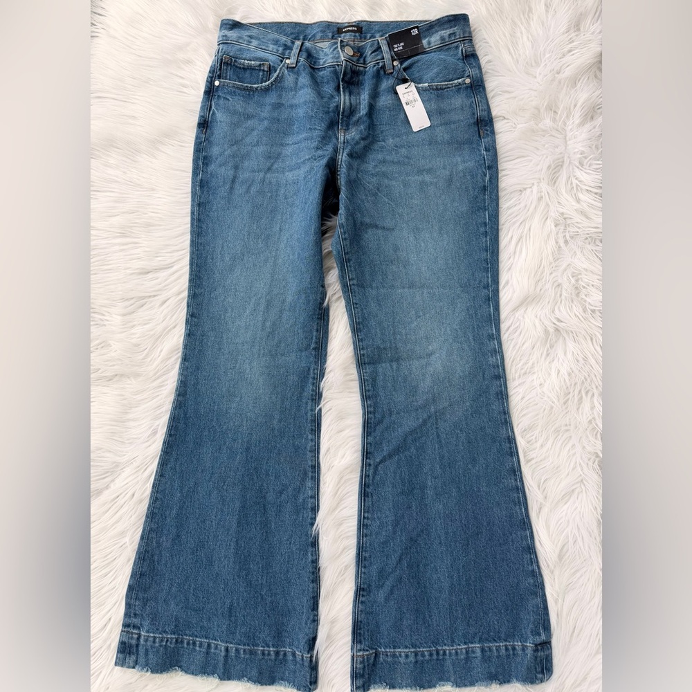 Express 70s Flare Mid Rise Jeans NWT—FREE SHIPPING - Picture 3 of 11